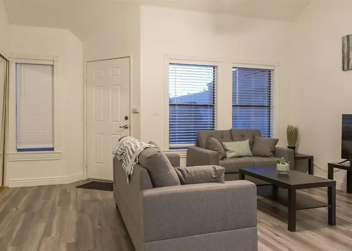 Cozy Near Mcc With Pool, Bbq, Covered Parking * Mesa
